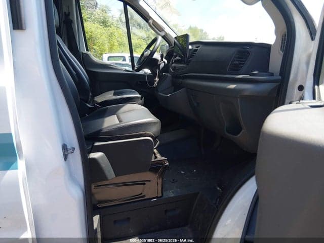 2024 FORD TRANSIT-250 1
