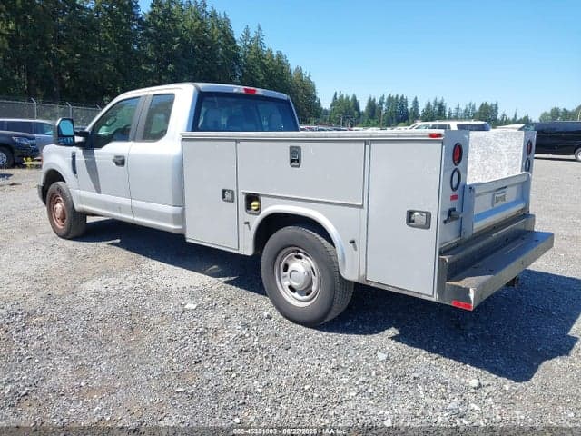 2017 FORD F-250 XL 3