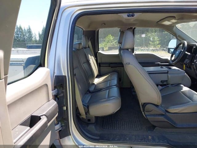 2017 FORD F-250 XL 8