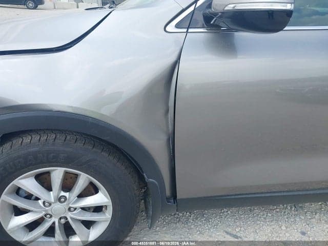 2017 KIA SORENTO 2.4L L 17