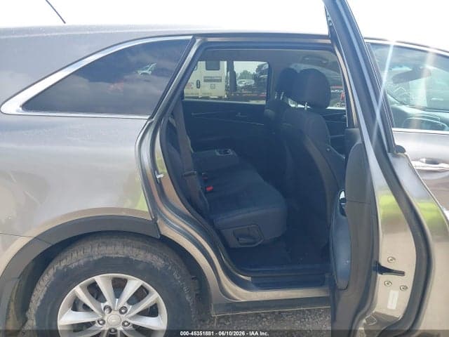 2017 KIA SORENTO 2.4L L 8