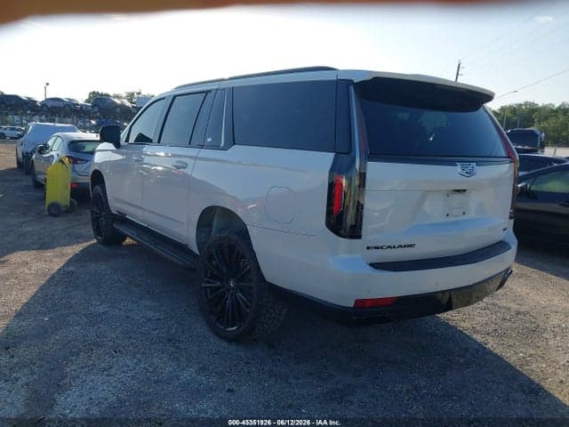 2023 CADILLAC ESCALADE ESV 4WD SPORT 3