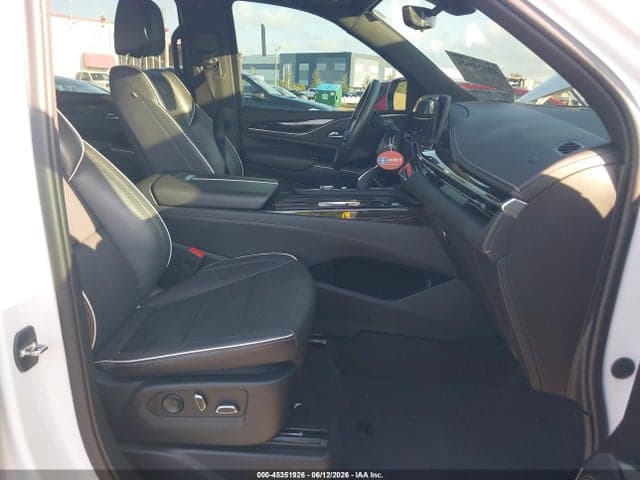 2023 CADILLAC ESCALADE ESV 4WD SPORT 5