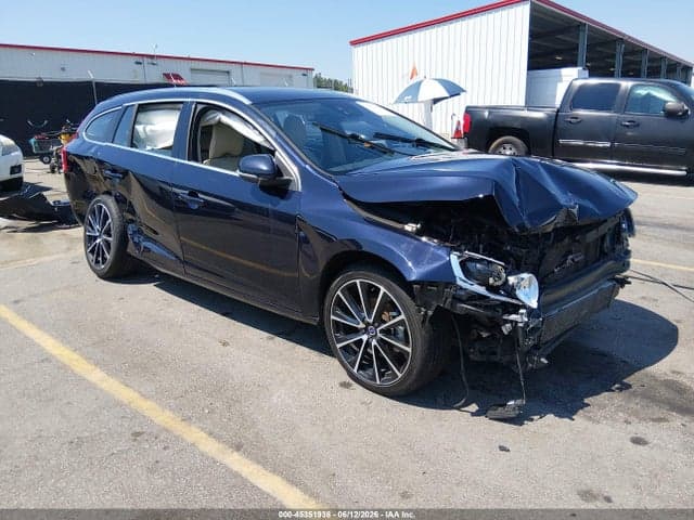 2017 VOLVO V60 T5