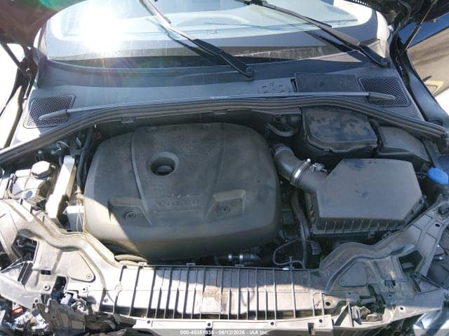 2017 VOLVO V60 T5 10