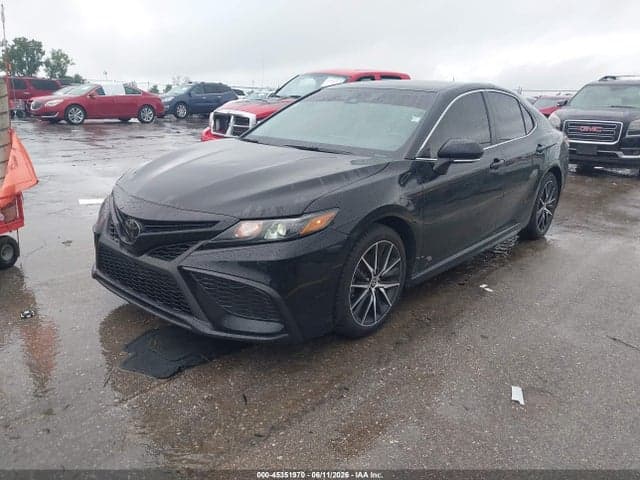 2023 TOYOTA CAMRY SE 2