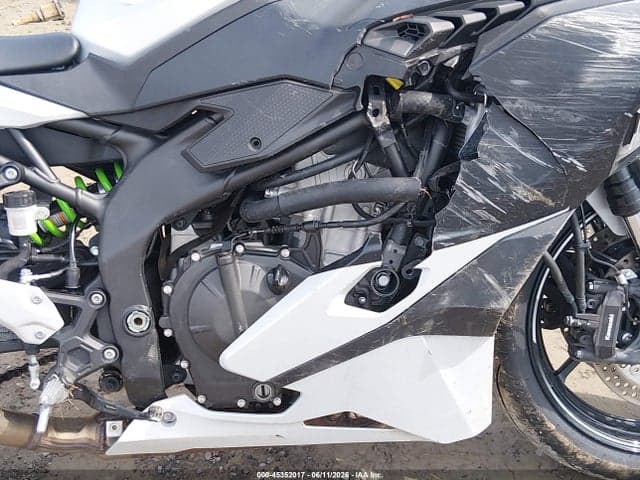 2025 KAWASAKI ZX400 S 8