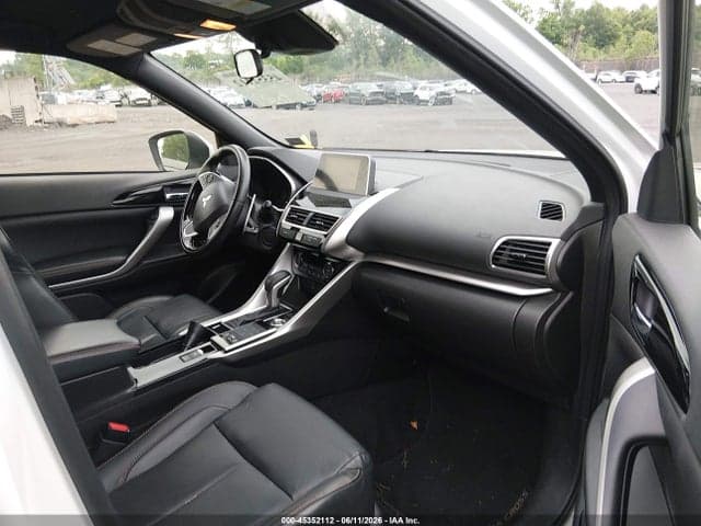 2020 MITSUBISHI ECLIPSE CROSS 5