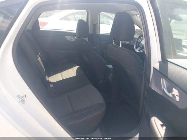 2024 KIA FORTE LXS 8