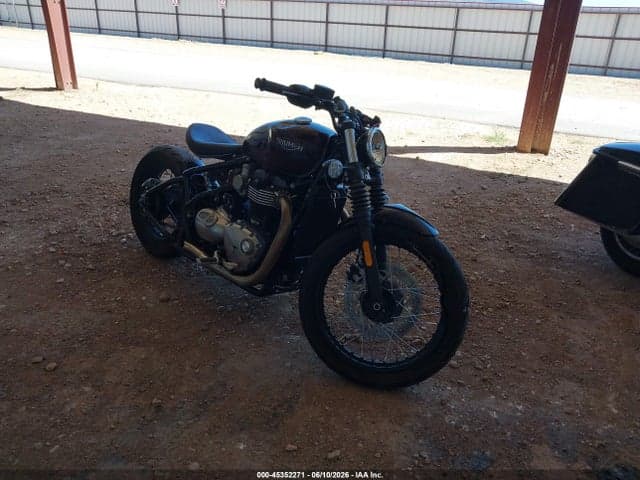 2018 TRIUMPH MOTORCYCLE BONNEVILLE BOBBER