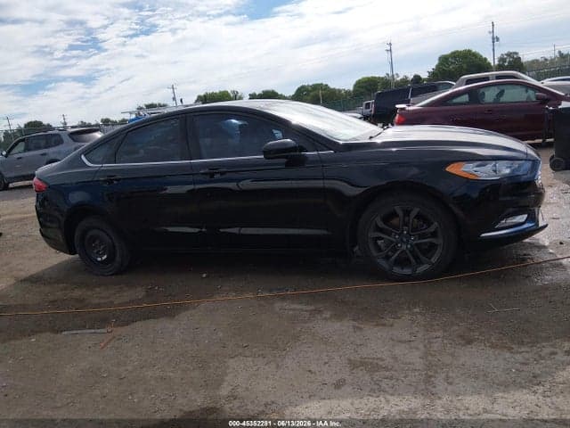 2018 FORD FUSION SE 13