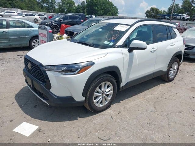 2024 TOYOTA COROLLA CROSS LE 2