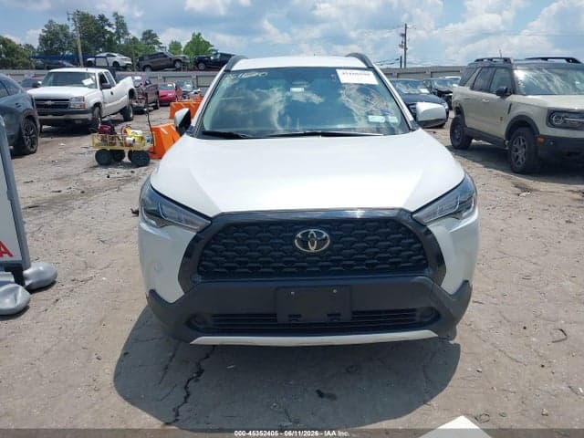 2024 TOYOTA COROLLA CROSS LE 12