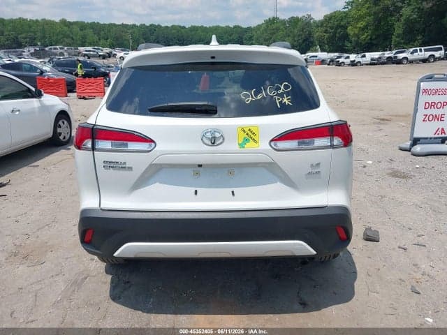 2024 TOYOTA COROLLA CROSS LE 16