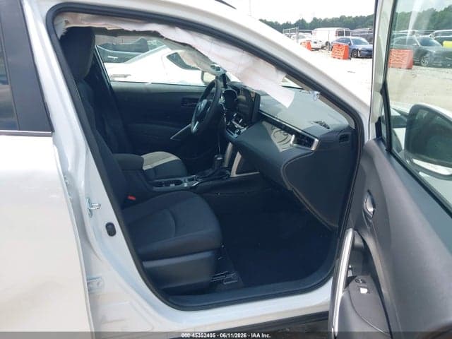 2024 TOYOTA COROLLA CROSS LE 5