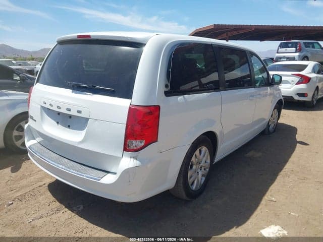 2018 DODGE GRAND CARAVAN SE 4