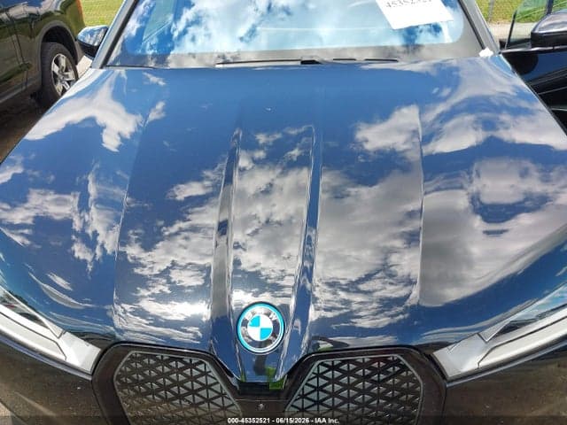 2024 BMW IX XDRIVE50 10