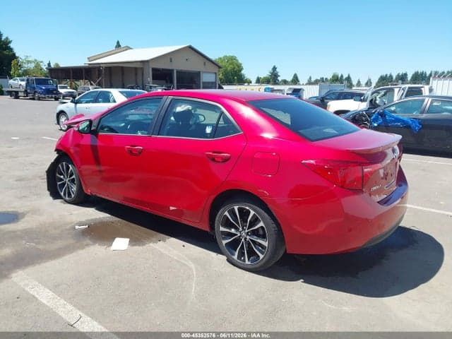 2018 TOYOTA COROLLA SE 3