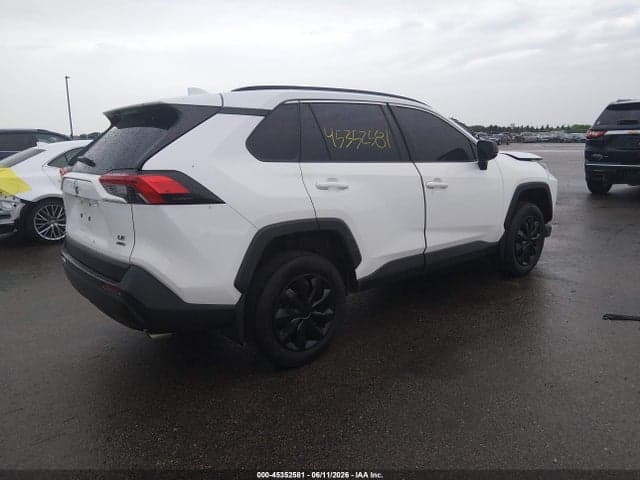 2019 TOYOTA RAV4 LE 4