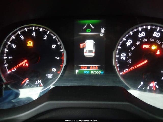 2019 TOYOTA RAV4 LE 7