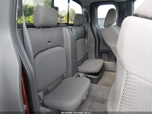 2018 NISSAN FRONTIER SV 8
