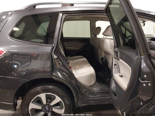 2017 SUBARU FORESTER 2.5I PREMIUM 8