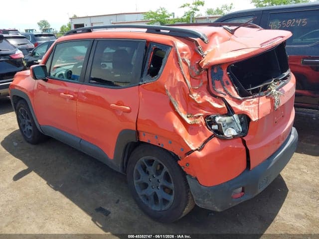 2017 JEEP RENEGADE LATITUDE FWD 3
