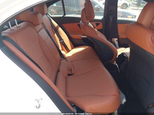 2023 MERCEDES-BENZ C 300 4MATIC 8