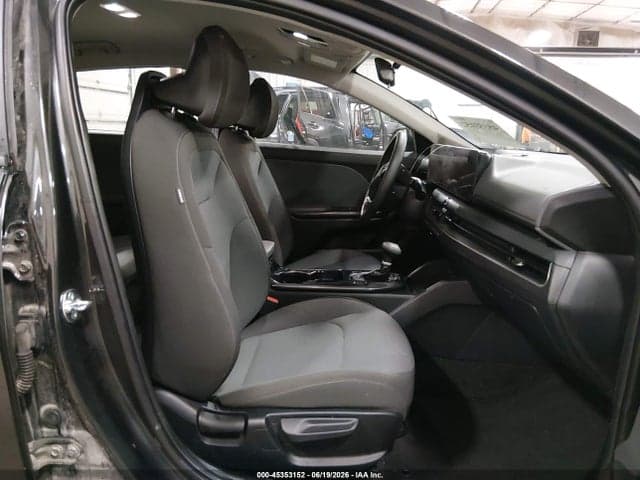 2026 KIA K4 LXS 5