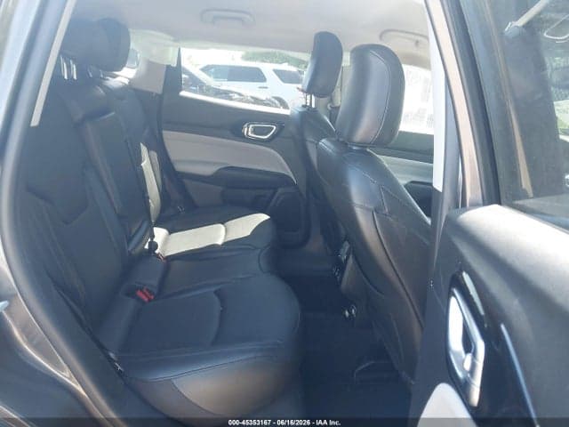 2022 JEEP COMPASS LIMITED 4X4 8