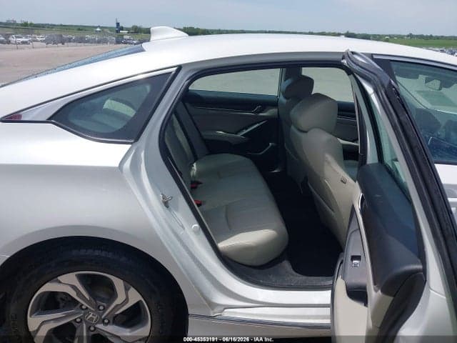 2018 HONDA ACCORD EX-L 8