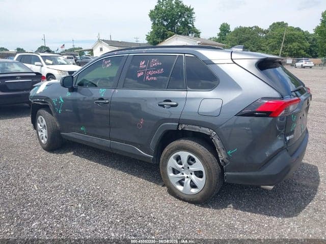2019 TOYOTA RAV4 LE 3