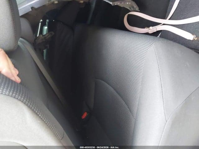 2019 TOYOTA RAV4 LE 8