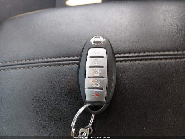 2021 NISSAN SENTRA SV XTRONIC CVT 11