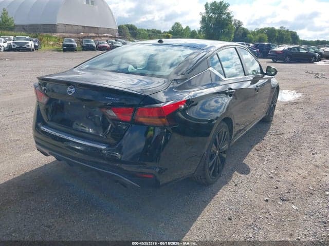 2022 NISSAN ALTIMA SR FWD 4
