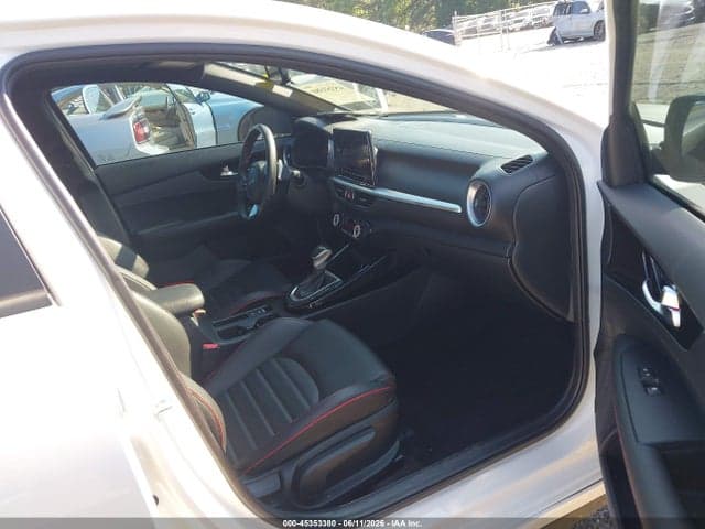 2024 KIA FORTE GT 5