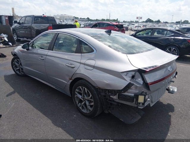 2023 HYUNDAI SONATA SEL 3