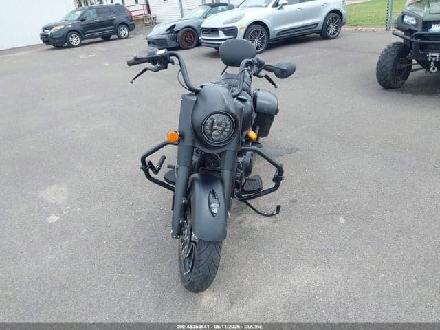 2023 INDIAN MOTORCYCLE CO. SPRINGFIELD DARK HORSE 5