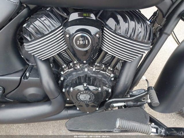 2023 INDIAN MOTORCYCLE CO. SPRINGFIELD DARK HORSE 8