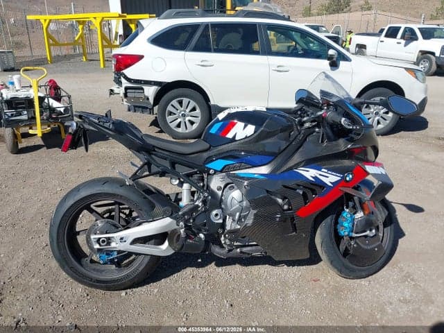 2024 BMW M 1000 RR 12