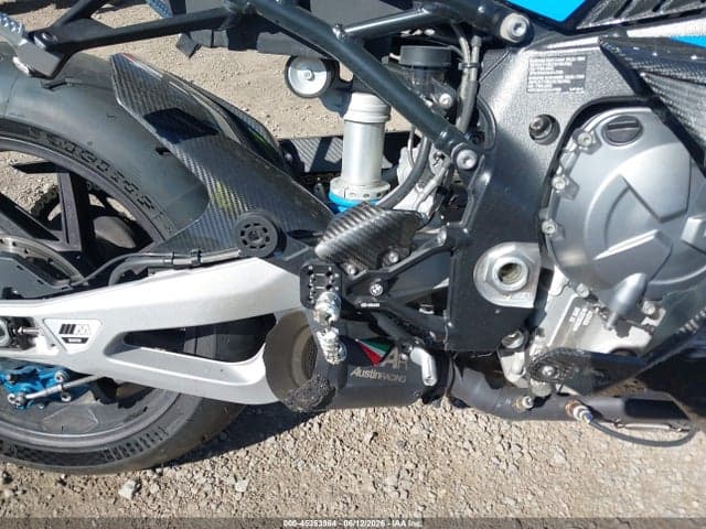 2024 BMW M 1000 RR 16