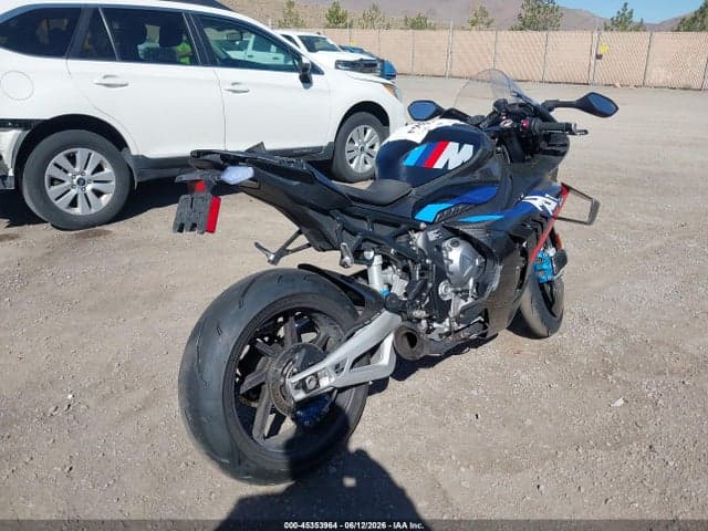 2024 BMW M 1000 RR 4