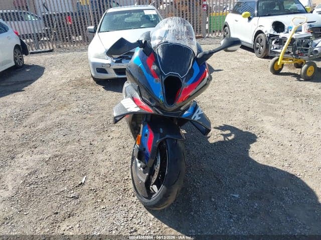 2024 BMW M 1000 RR 5