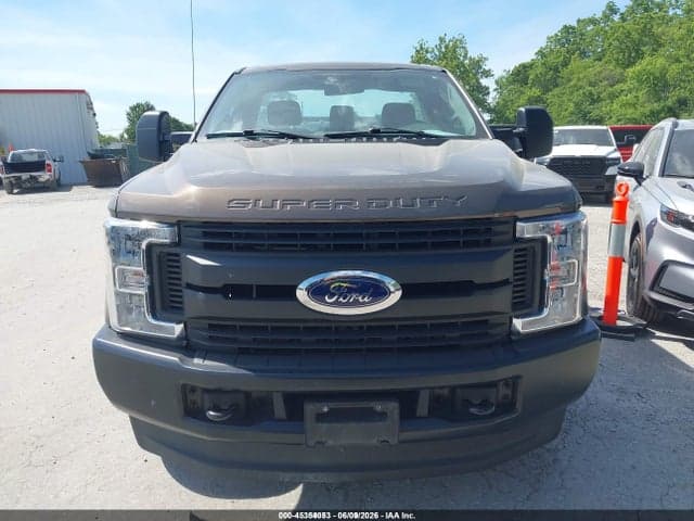2017 FORD F-350 XL 12