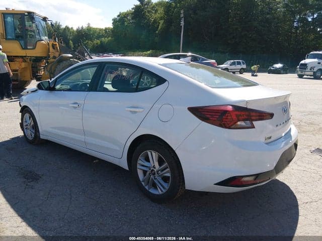 2020 HYUNDAI ELANTRA SEL 3