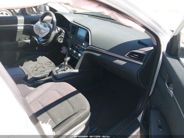 2020 HYUNDAI ELANTRA SEL 5