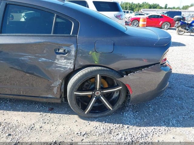 2017 DODGE CHARGER SXT RWD 7