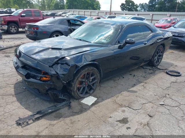 2021 DODGE CHALLENGER SXT 2