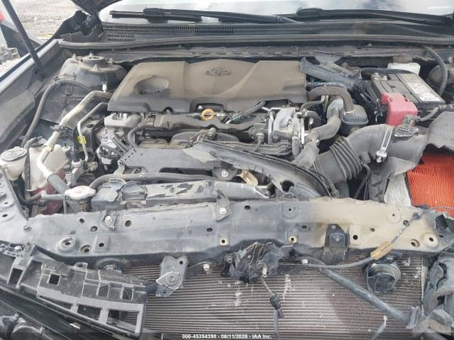 2019 TOYOTA CAMRY SE 10