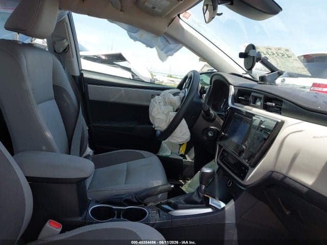 2017 TOYOTA COROLLA LE 5